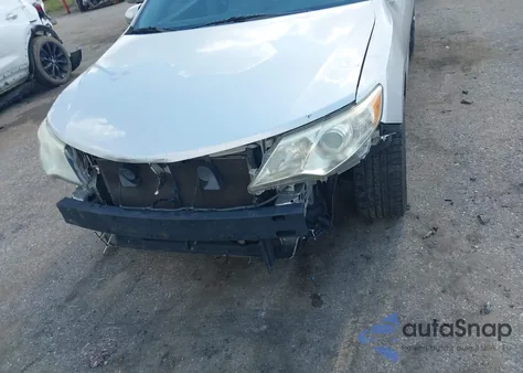 2014 Toyota Camry Le из США, поврежденный, VIN 4T4BF1FK5ER346472